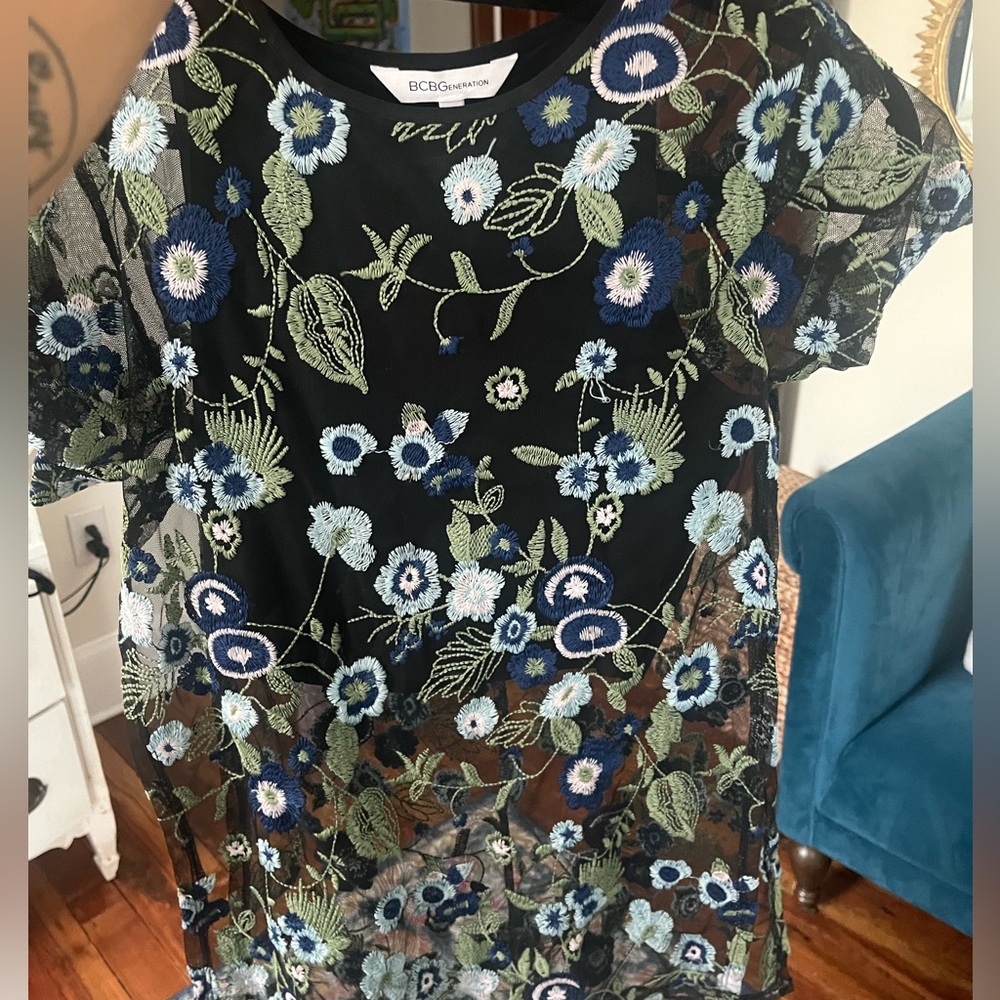 BCBGeneration top - half sheer with 3D style flowers